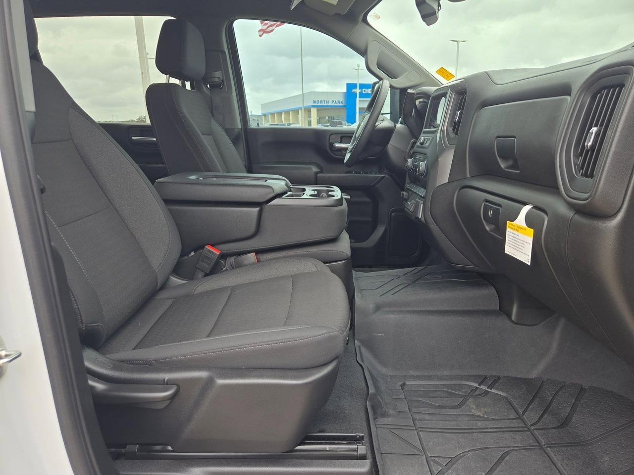 2025 Chevrolet Silverado 2500HD Custom Castroville TX