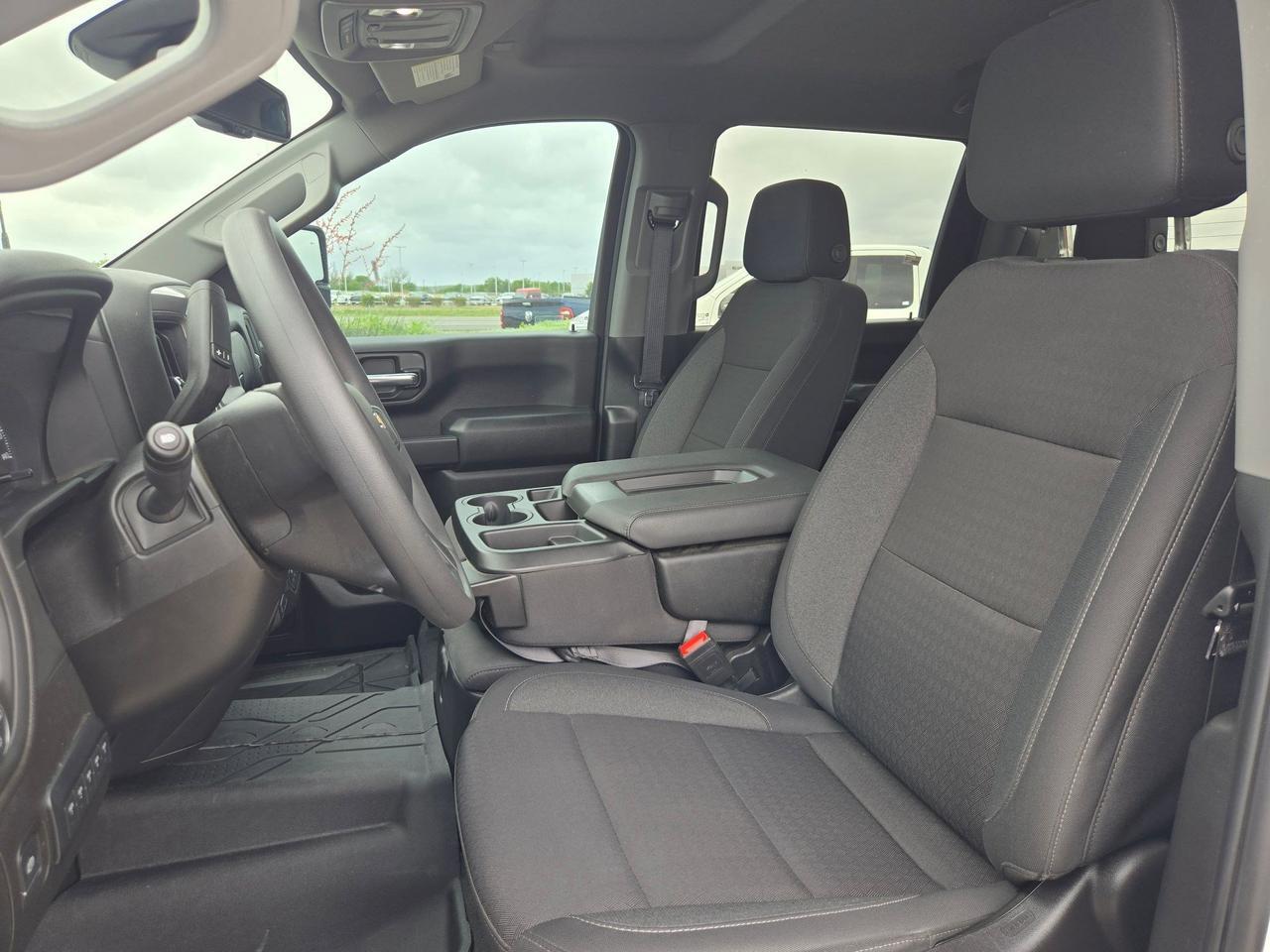 2025 Chevrolet Silverado 2500HD Custom Castroville TX