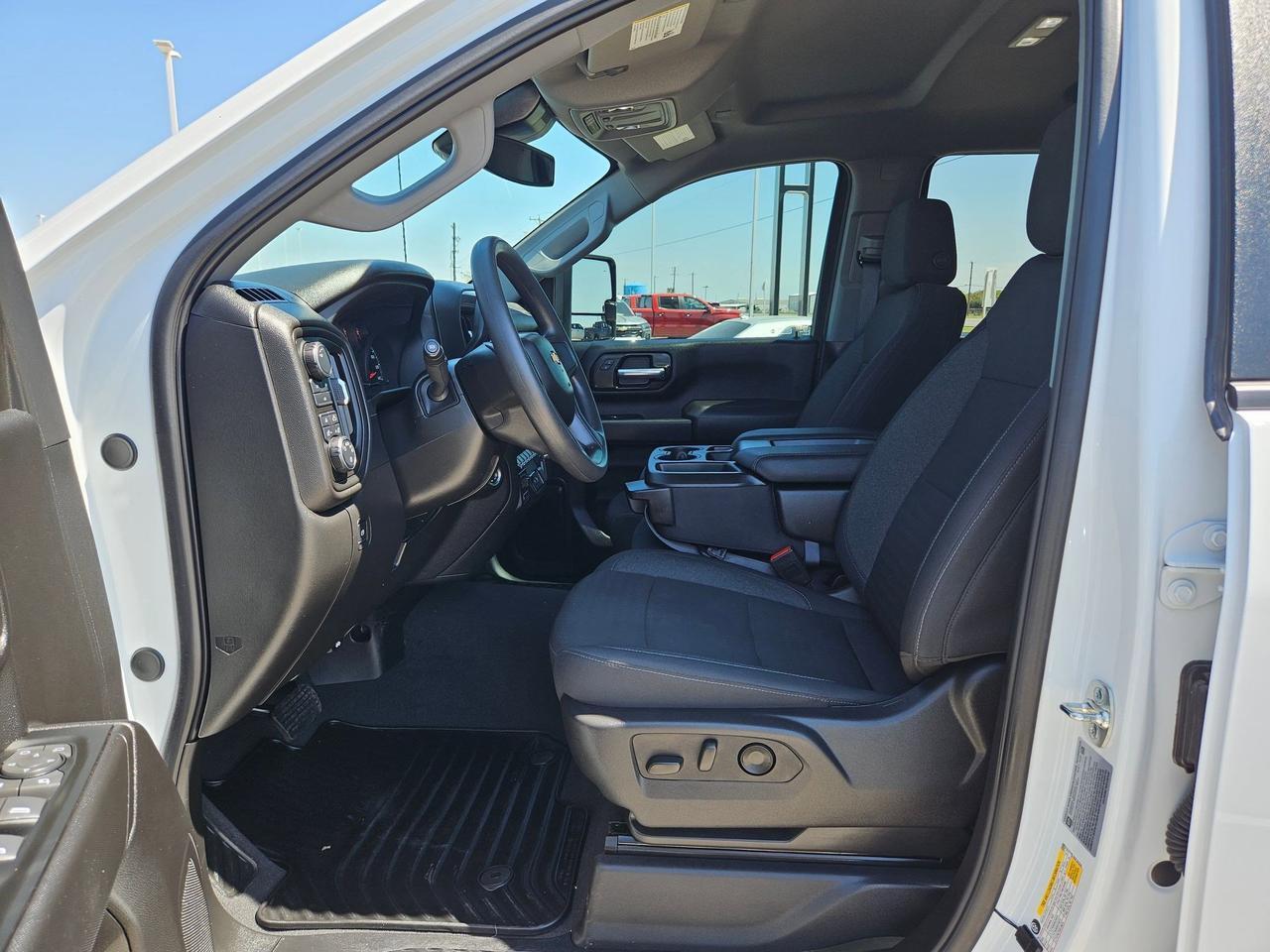 2025 Chevrolet Silverado 2500HD Custom Castroville TX