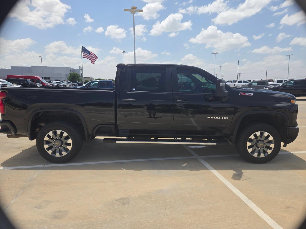 2025 Chevrolet Silverado 2500HD Custom