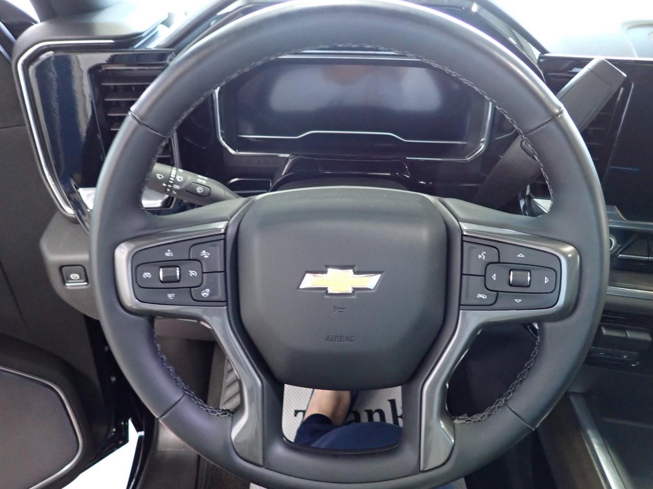 2025 Chevrolet Silverado 2500HD High Country 4WD LEATHER NAVI SUNROOF *DIESEL* Listowel ON