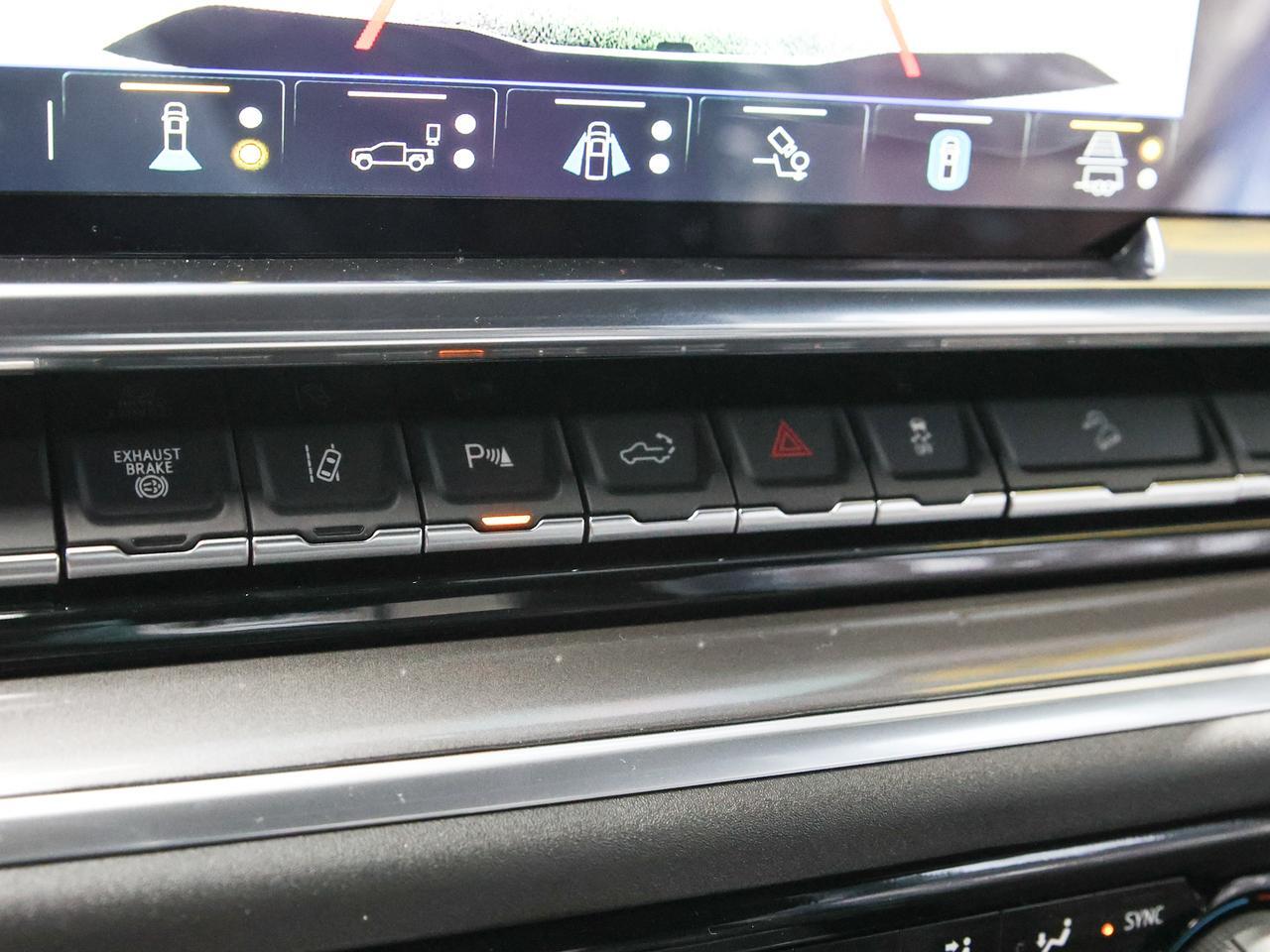 2025 Chevrolet Silverado 2500HD High Country Crew Cab 4WD Diesel NAV Cranberry PA