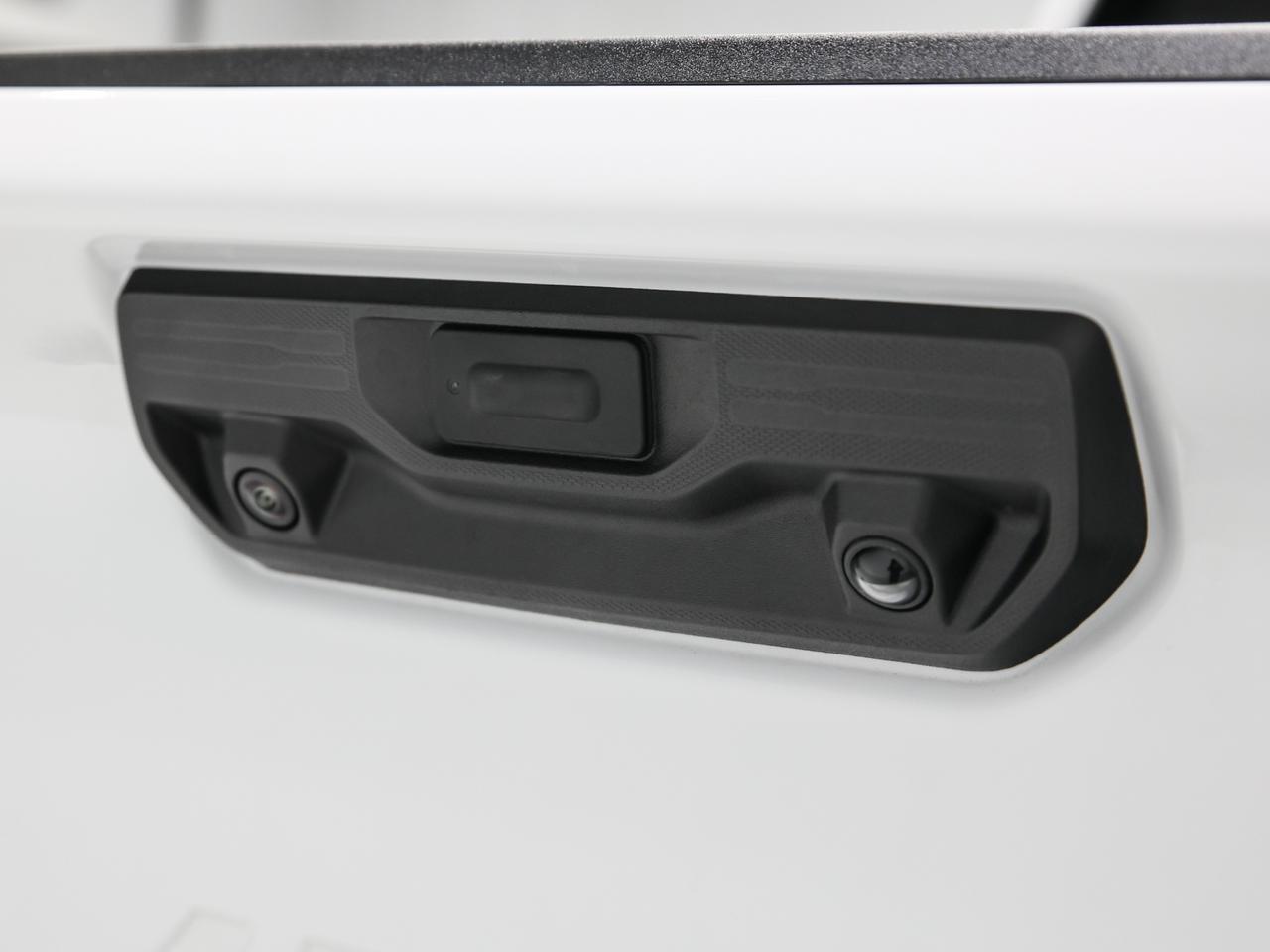 2025 Chevrolet Silverado 2500HD High Country Crew Cab 4WD Diesel NAV Cranberry PA
