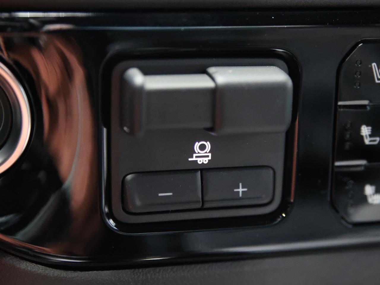 2025 Chevrolet Silverado 2500HD High Country Crew Cab 4WD Diesel NAV Cranberry PA