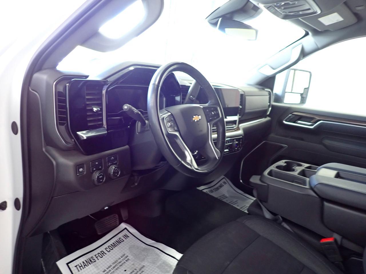 2025 Chevrolet Silverado 2500HD LT 4WD CREW CAB NAVI 6'4 BOX Listowel ON