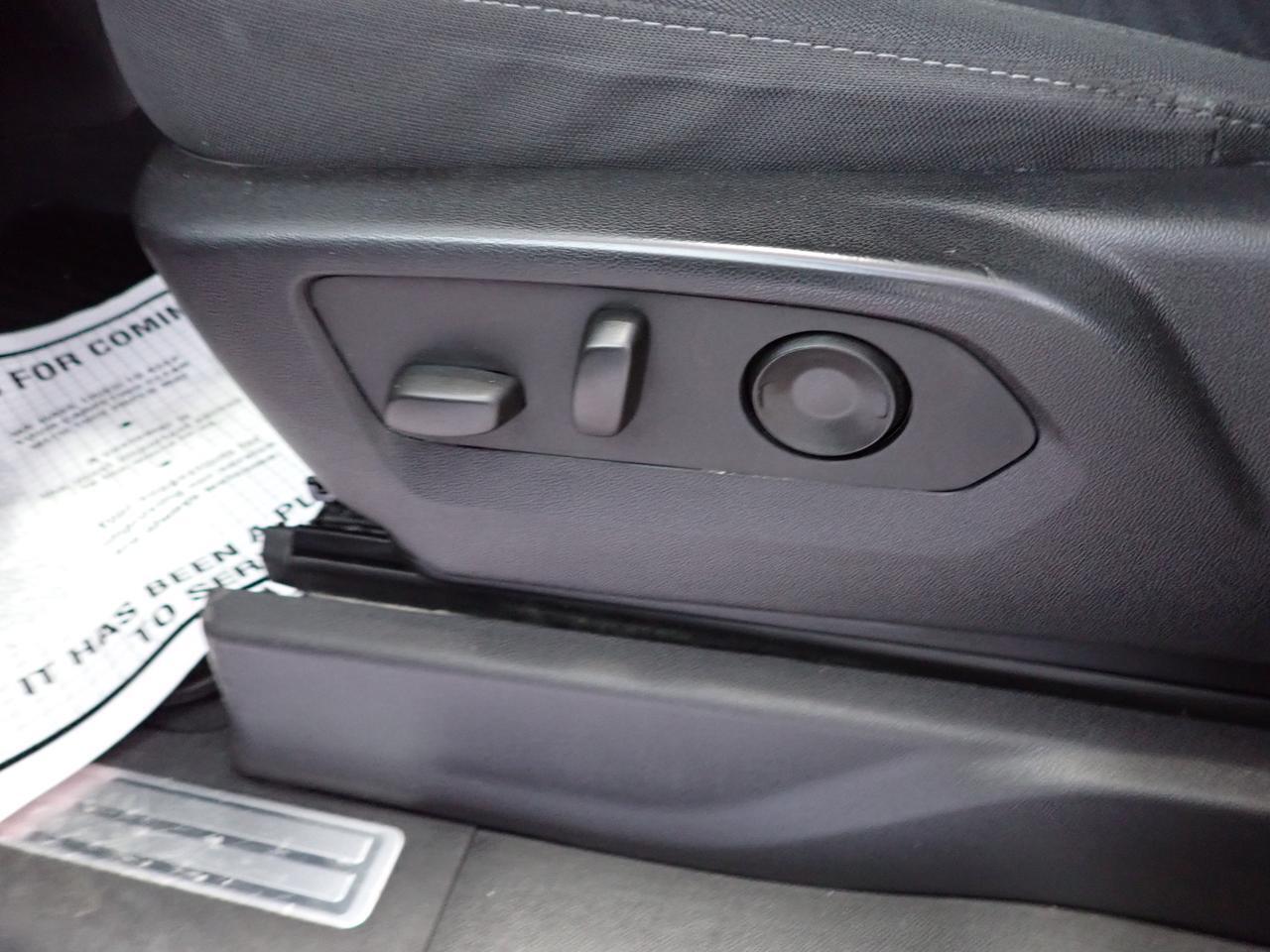 2025 Chevrolet Silverado 2500HD LT 4WD CREW CAB NAVI 6'4 BOX Listowel ON