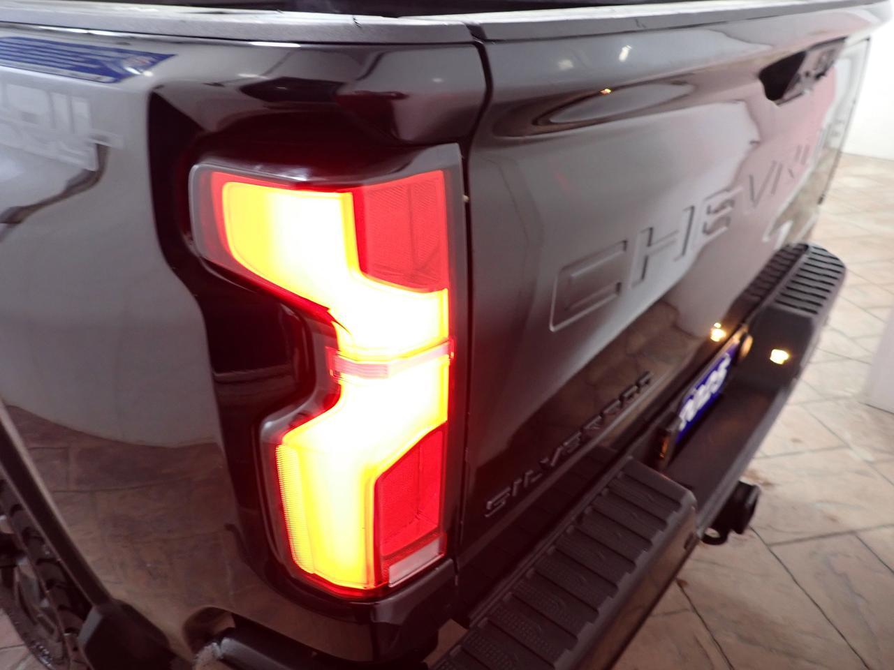 2025 Chevrolet Silverado 2500HD LT 4WD Z71 LEATHER *DIESEL* TRAILBOSS Listowel ON