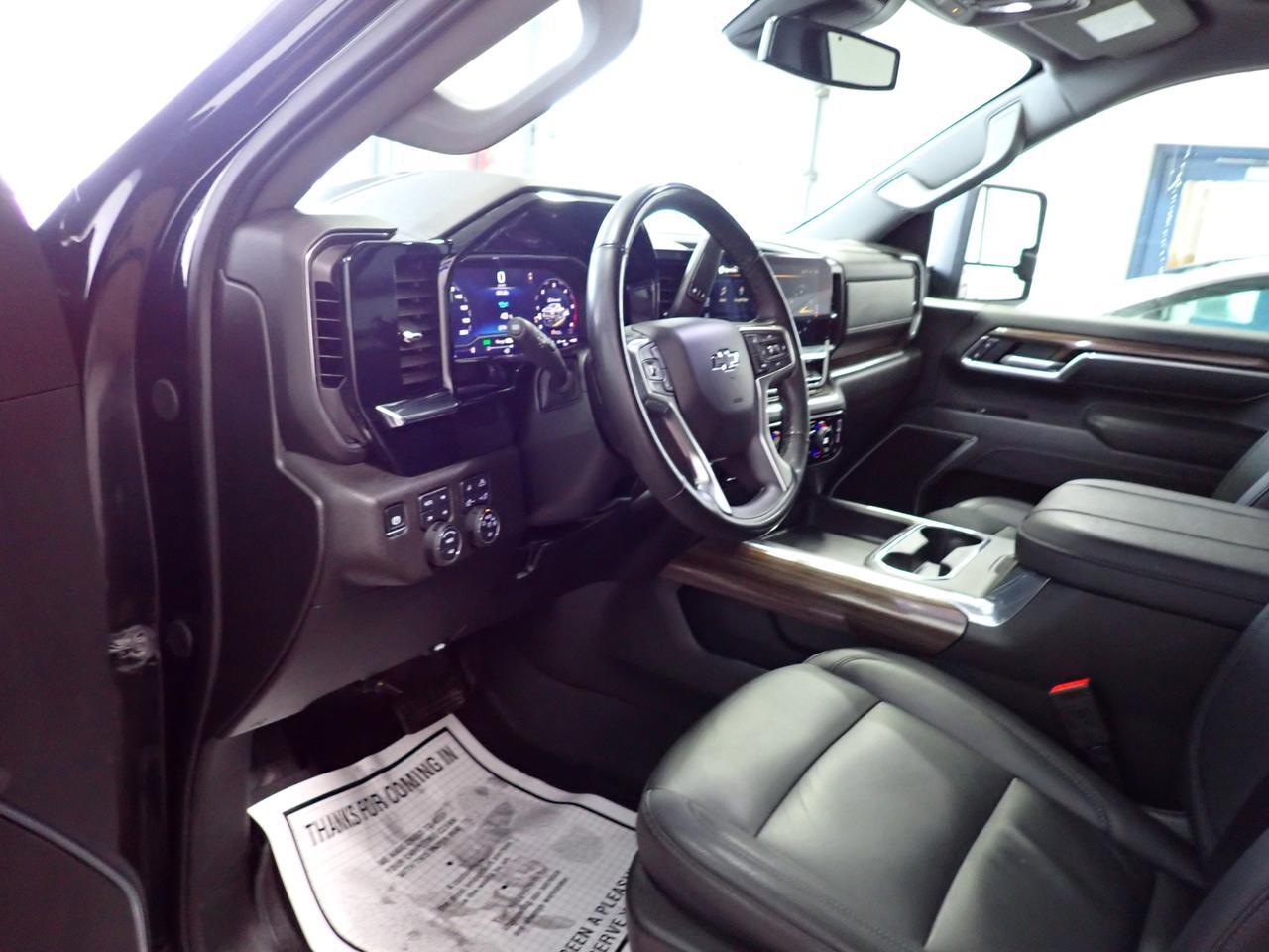 2025 Chevrolet Silverado 2500HD LT 4WD Z71 LEATHER *DIESEL* TRAILBOSS Listowel ON