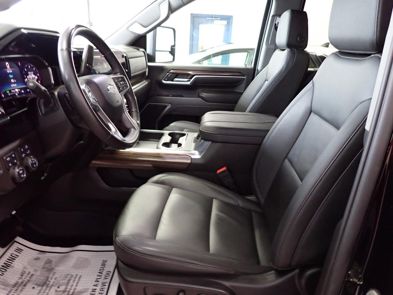 2025 Chevrolet Silverado 2500HD LT 4WD Z71 LEATHER *DIESEL* TRAILBOSS Listowel ON