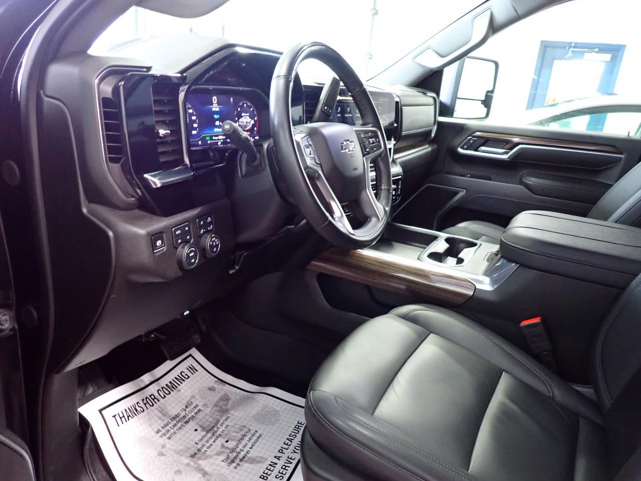 2025 Chevrolet Silverado 2500HD LT 4WD Z71 LEATHER *DIESEL* TRAILBOSS Listowel ON