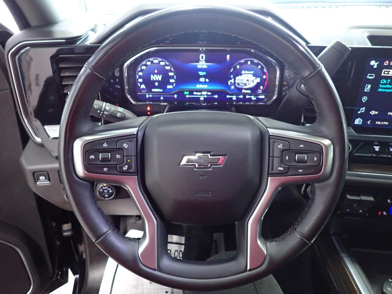 2025 Chevrolet Silverado 2500HD LT 4WD Z71 LEATHER *DIESEL* TRAILBOSS Listowel ON