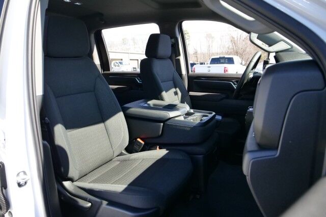 2025 Chevrolet Silverado 2500HD LT 4X4 / Duramax / Convenience Package! High Point NC