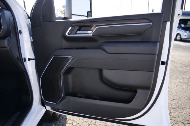 2025 Chevrolet Silverado 2500HD LT 4X4 / Duramax / Convenience Package! High Point NC