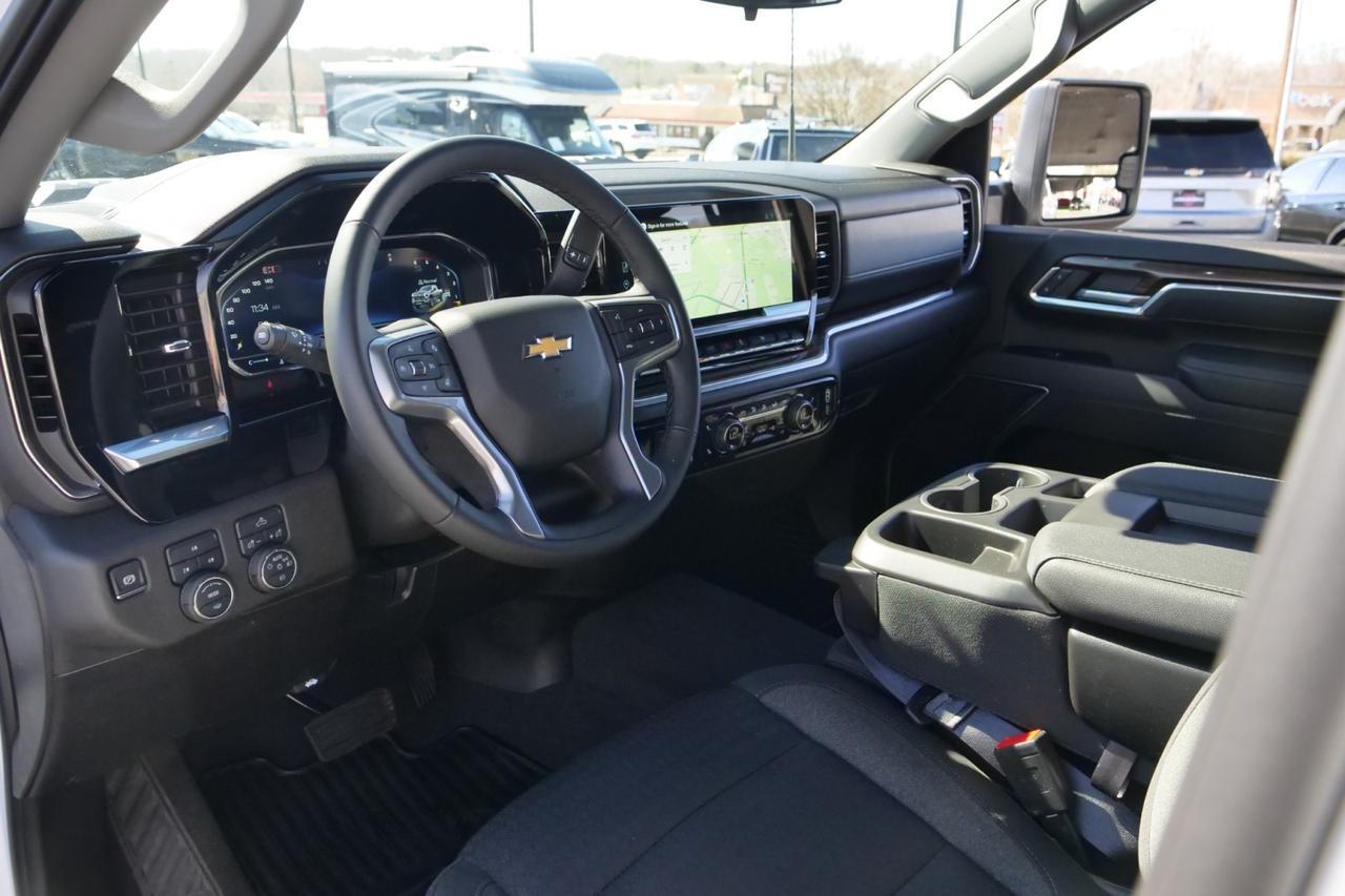 2025 Chevrolet Silverado 2500HD LT 4X4 / Duramax / Convenience Package! Lincolnton NC