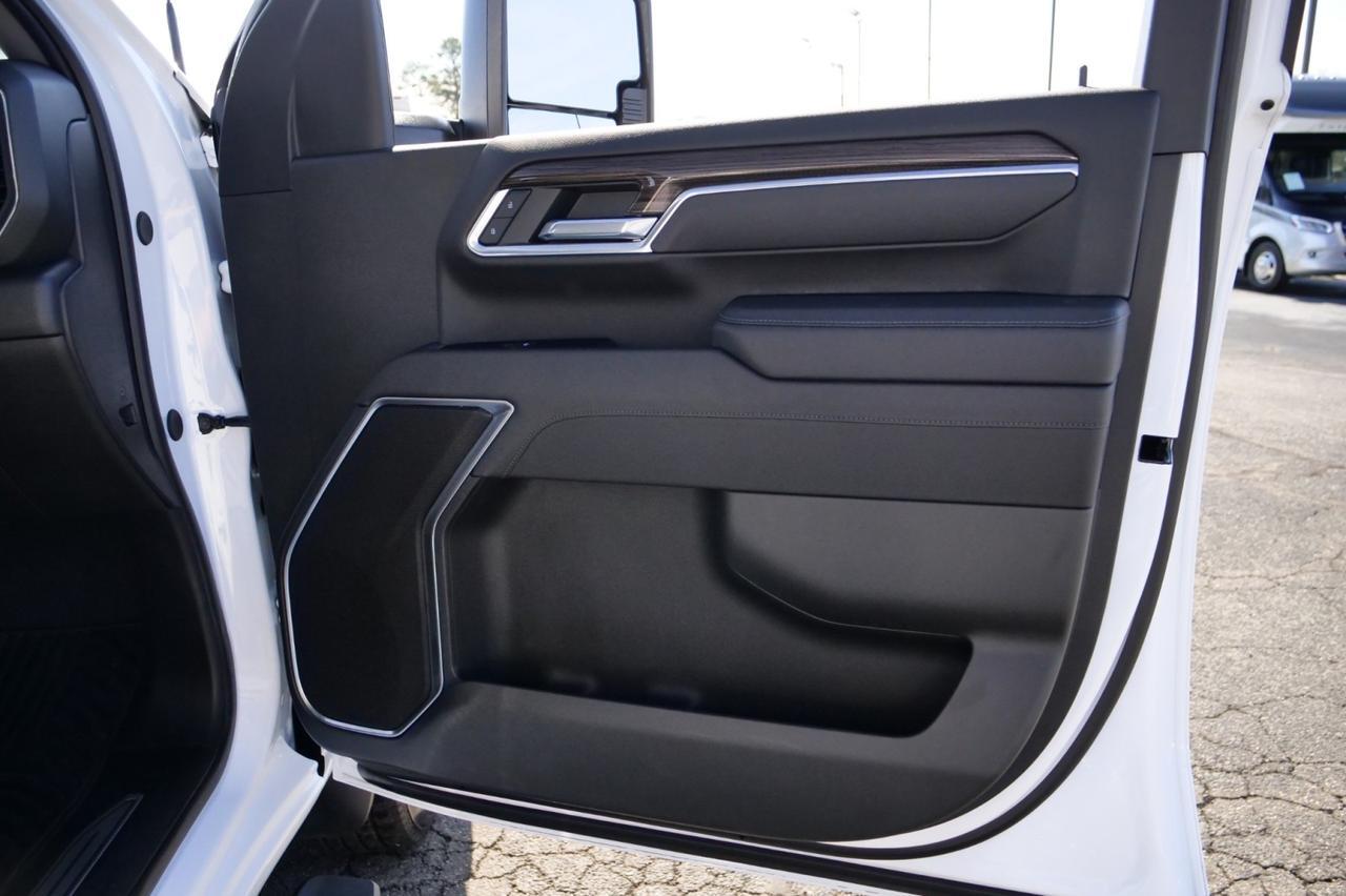 2025 Chevrolet Silverado 2500HD LT 4X4 / Duramax / Convenience Package! Lincolnton NC