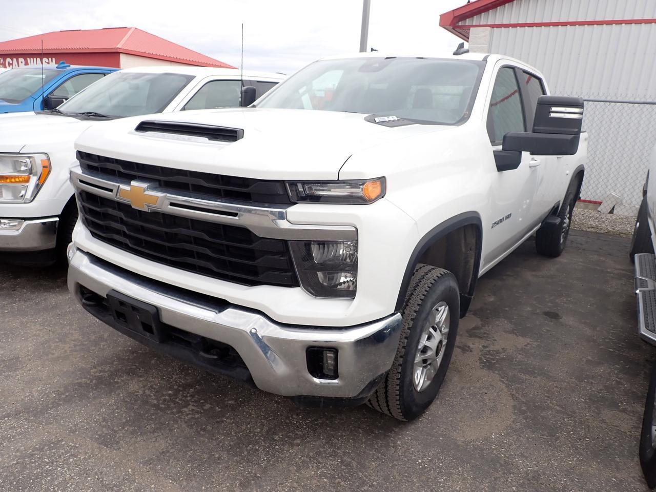 2025 Chevrolet Silverado 2500HD LT CREW CAB 4WD 5.5 BOX Listowel ON