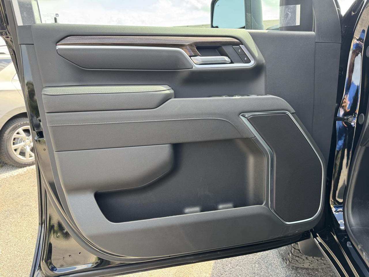 2025 Chevrolet Silverado 2500HD LT Crestwood KY