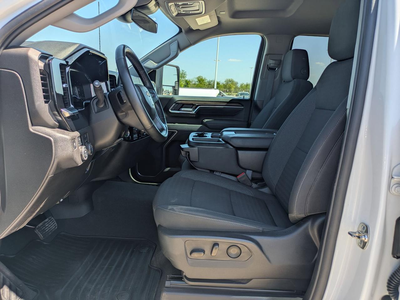 2025 Chevrolet Silverado 2500HD LT Castroville TX