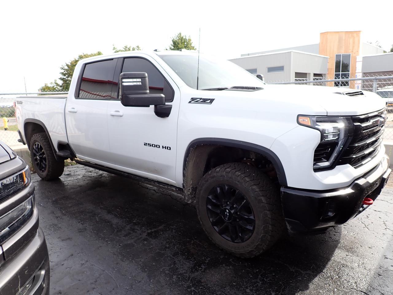 2025 Chevrolet Silverado 2500HD LTZ 4WD CREW CAB  *DIESEL*