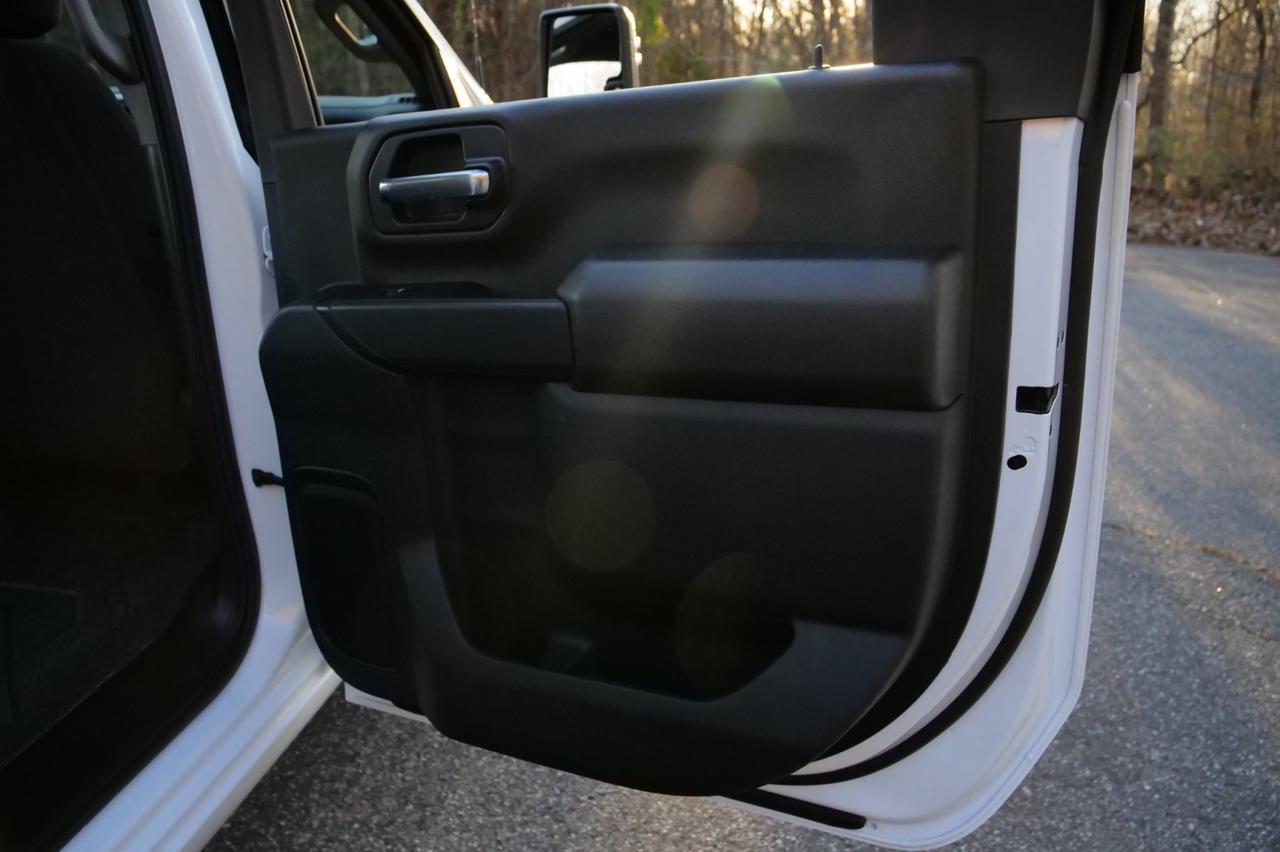 2025 Chevrolet Silverado 2500HD Work Truck 4X4 / Safety Package / 6.6L V8! Lincolnton NC