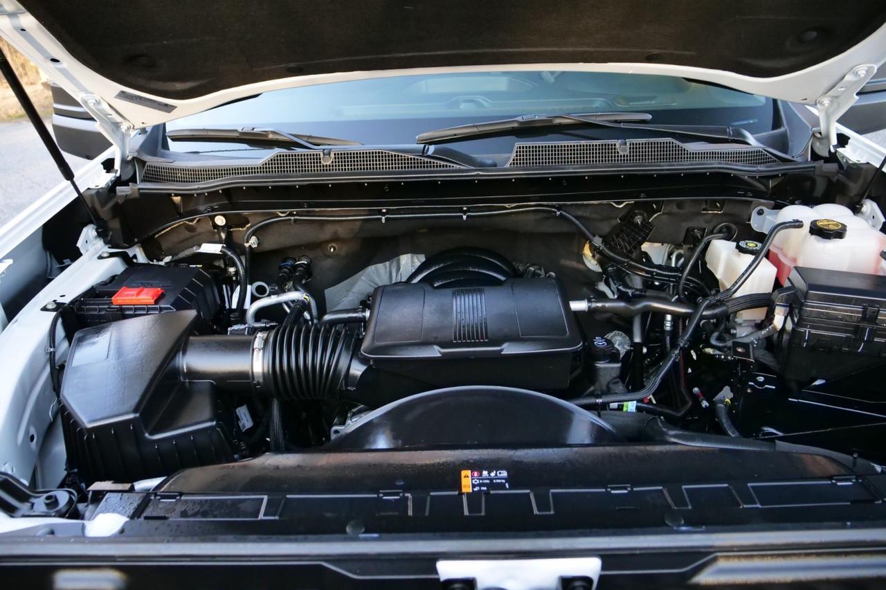 2025 Chevrolet Silverado 2500HD Work Truck 4X4 / Safety Package / 6.6L V8! Lincolnton NC