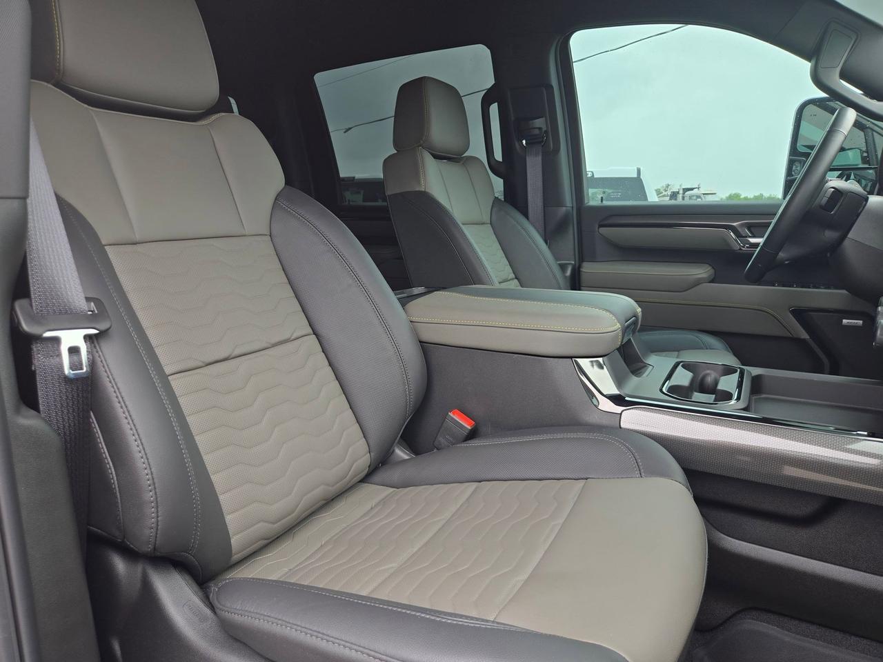 2025 Chevrolet Silverado 2500HD ZR2 Castroville TX