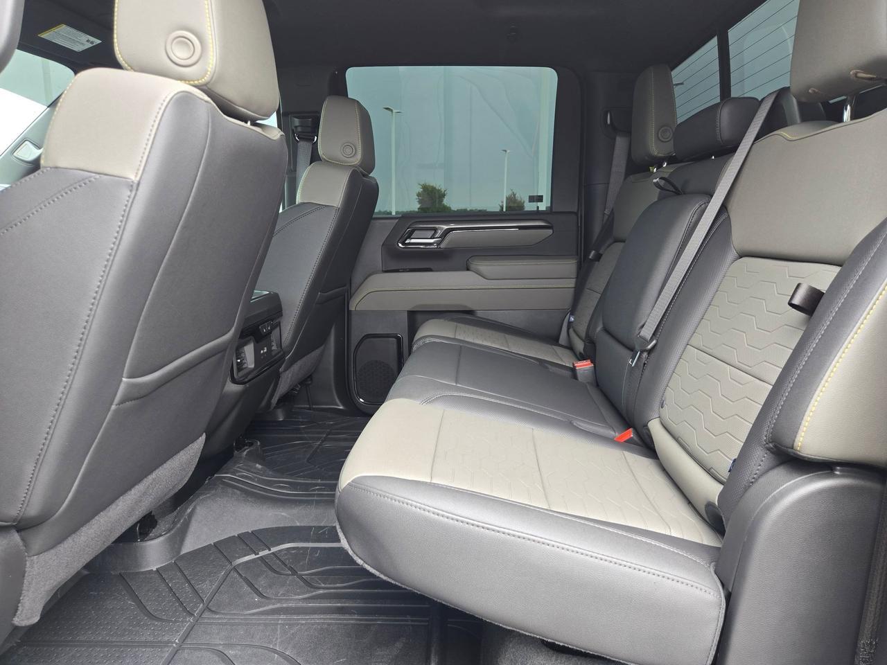 2025 Chevrolet Silverado 2500HD ZR2 Castroville TX