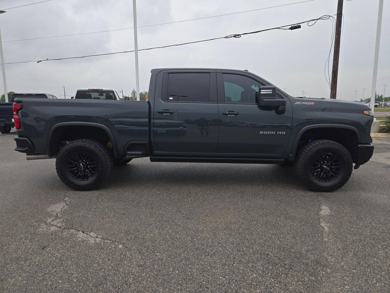 2025 Chevrolet Silverado 2500HD ZR2