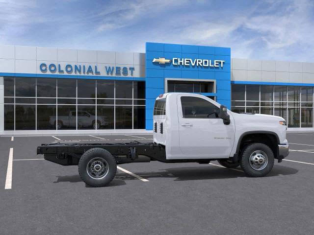 2025 Chevrolet Silverado 3500 HD Chassis Cab Work Truck Fitchburg MA