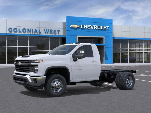 2025 Chevrolet Silverado 3500 HD Chassis Cab Work Truck Fitchburg MA