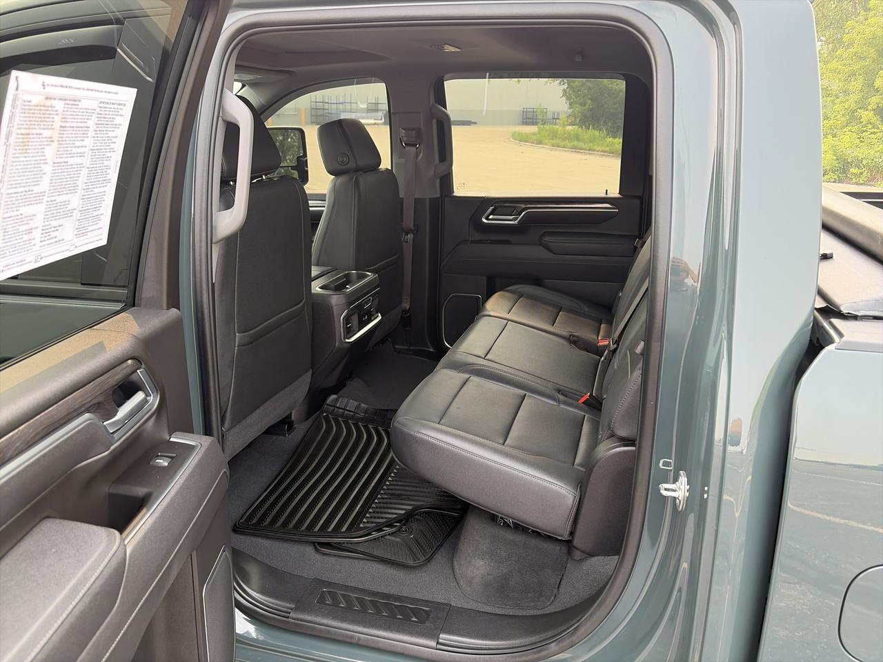 2025 Chevrolet Silverado 3500HD 3500HD LTZ Z71 Crew Cab 4WD DuramaxDiesel TrailBoss + TechPkgs /Sunroof 20sBlackWheels HD-SrrndVsn Saukville WI