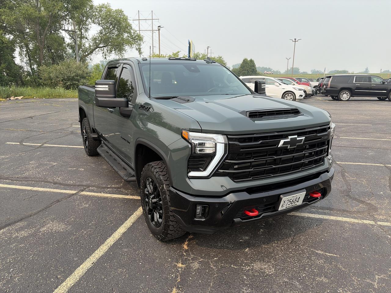 2025 Chevrolet Silverado 3500HD 3500HD LTZ Z71 Crew Cab 4WD DuramaxDiesel TrailBoss + TechPkgs /Sunroof 20sBlackWheels HD-SrrndVsn Saukville WI