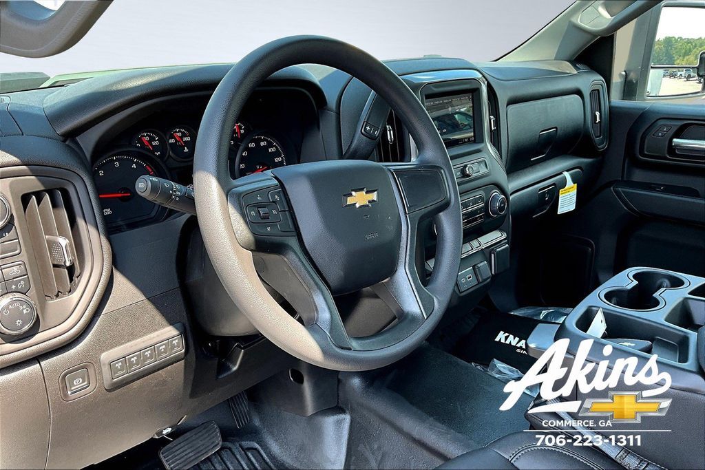 2025 Chevrolet Silverado 3500HD 4WD 11' Service Body Commerce GA