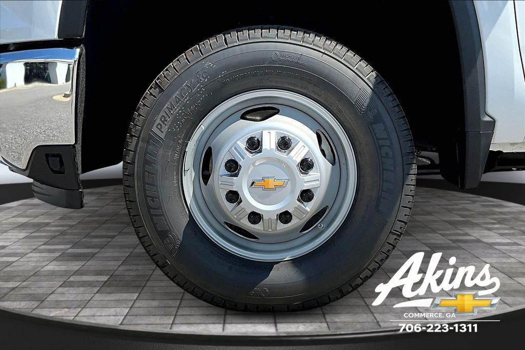 2025 Chevrolet Silverado 3500HD 4WD 11' Service Body Commerce GA