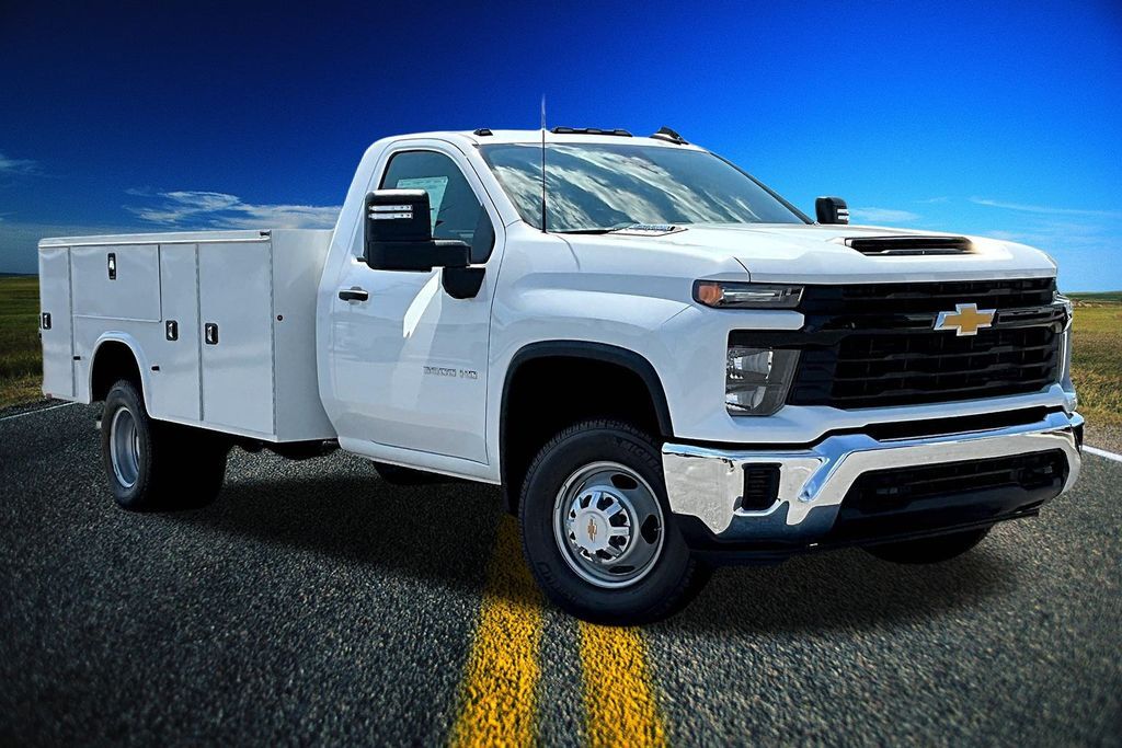 2025 Chevrolet Silverado 3500HD 4WD 11' Service Body Commerce GA