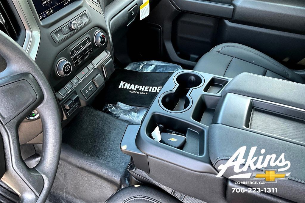 2025 Chevrolet Silverado 3500HD 4WD 11' Service Body Commerce GA