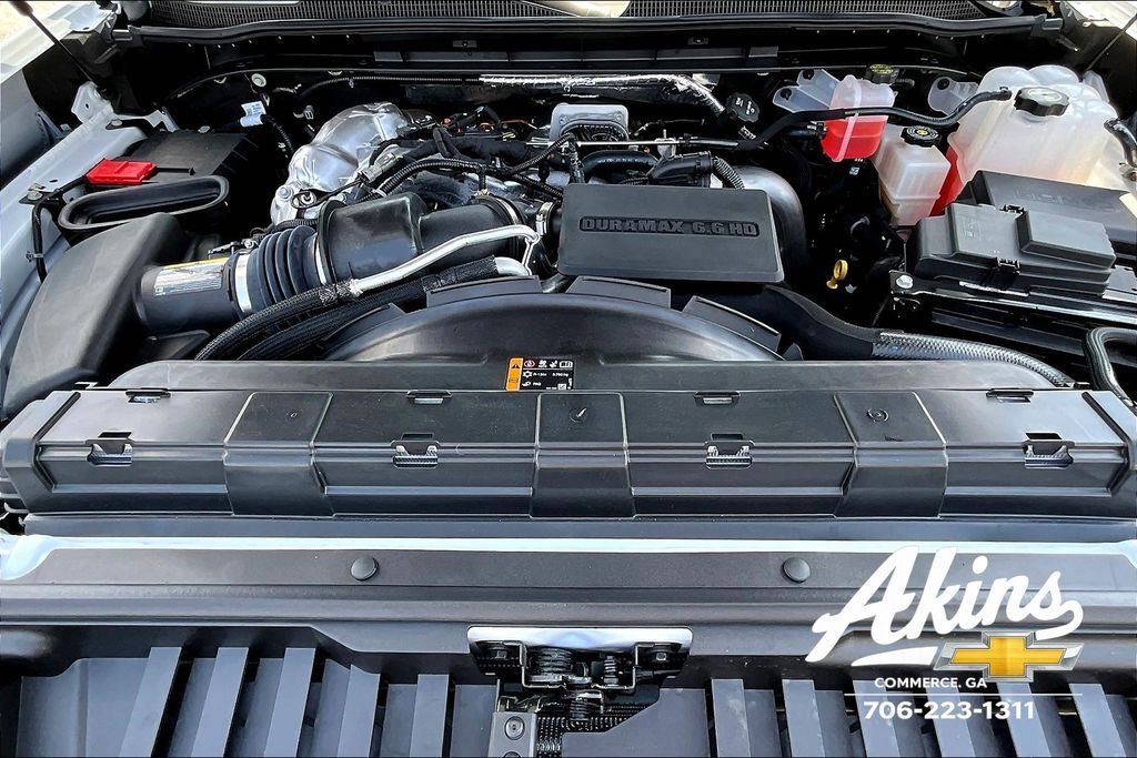 2025 Chevrolet Silverado 3500HD 4WD 11' Service Body Commerce GA