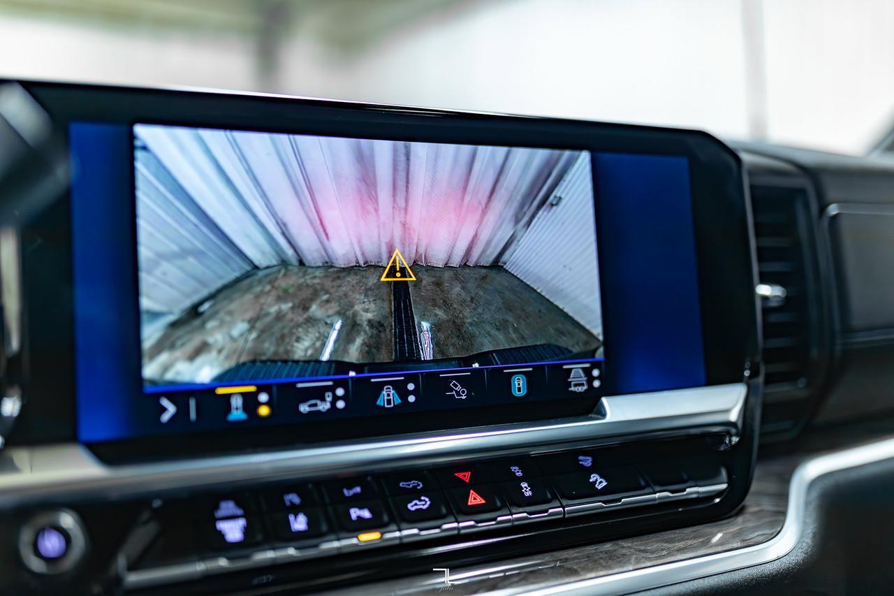 2025 Chevrolet Silverado 3500HD 4x4 Crew Cab LTZ Z71 Diesel Leather Roof Nav Red Deer AB