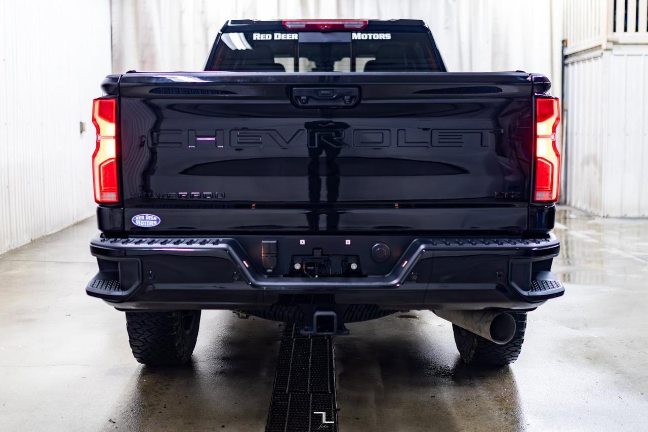 2025 Chevrolet Silverado 3500HD 4x4 Crew Cab LTZ Z71 Diesel Leather Roof Nav Red Deer AB