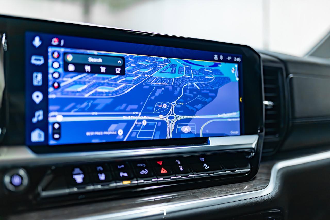 2025 Chevrolet Silverado 3500HD 4x4 Crew Cab LTZ Z71 Diesel Leather Roof Nav Red Deer AB