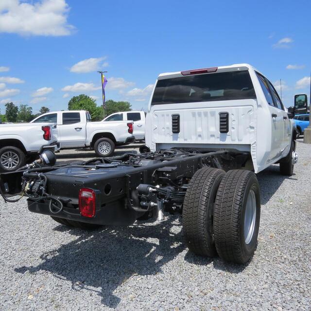 2025 Chevrolet Silverado 3500HD CC Work Truck Wilson NC