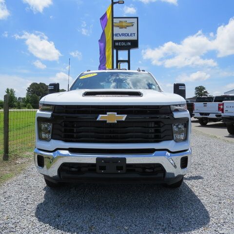 2025 Chevrolet Silverado 3500HD CC Work Truck Wilson NC