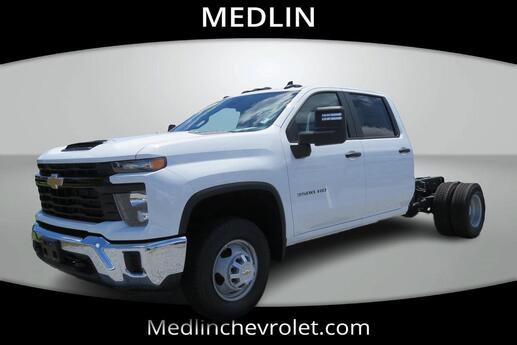 2025 Chevrolet Silverado 3500HD CC Work Truck Wilson NC