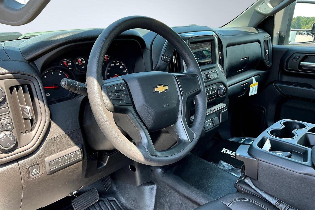 2025 Chevrolet Silverado 3500HD CC Work Truck Winder GA