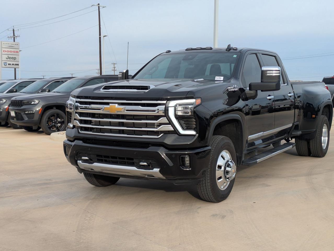 2025 Chevrolet Silverado 3500HD High Country Castroville TX