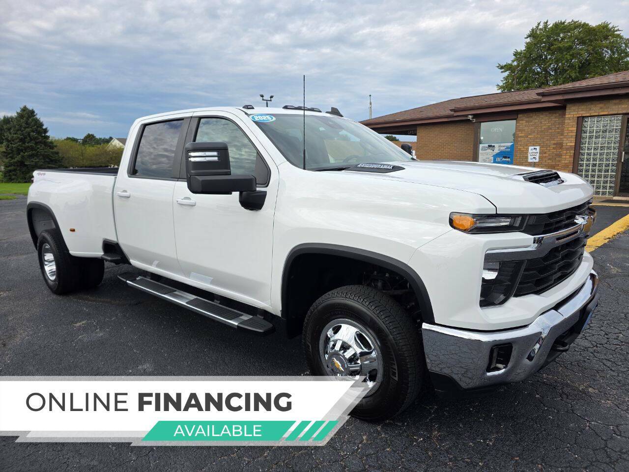 2025 Chevrolet Silverado 3500HD LT 4x4 4dr Crew Cab LB DRW