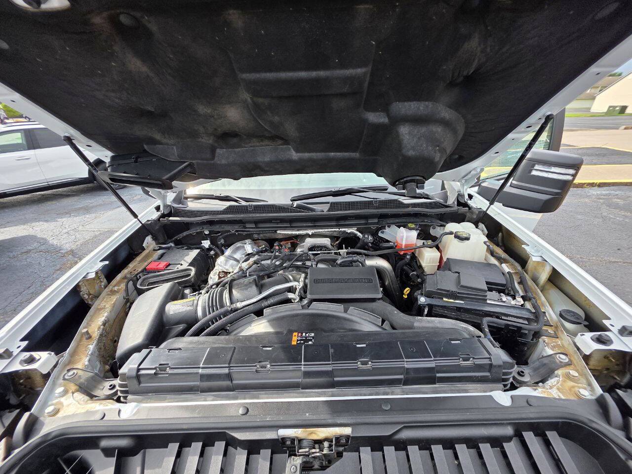 2025 Chevrolet Silverado 3500HD LT 4x4 4dr Crew Cab LB DRW Eldridge IA