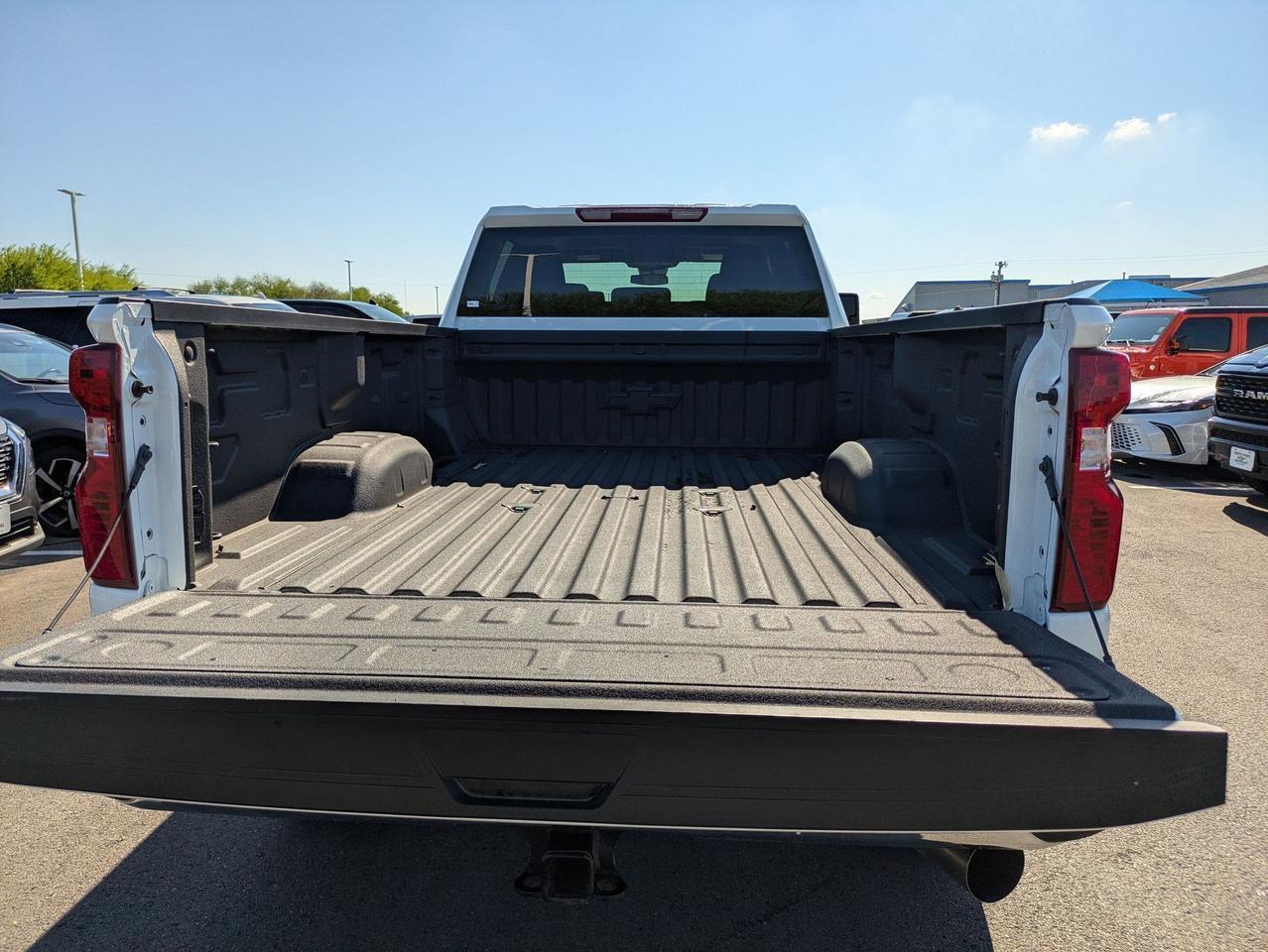 2025 Chevrolet Silverado 3500HD LT Castroville TX