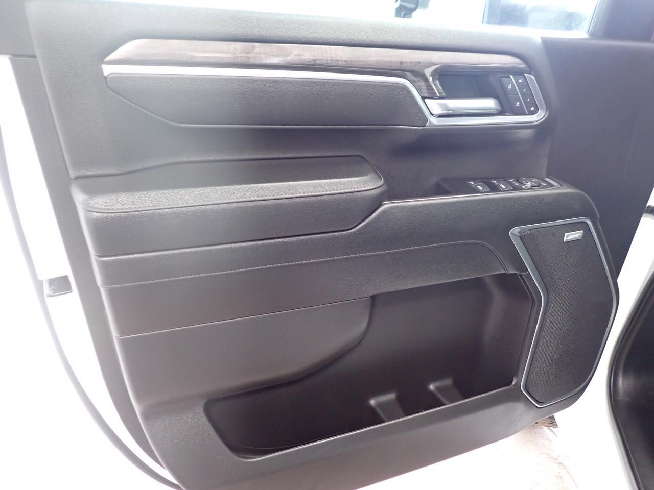 2025 Chevrolet Silverado 3500HD LTZ 4WD CREW CAB 6'8 BOX LEATHER NAVI  *DIESEL* TRAILBOSS Z71 Listowel ON
