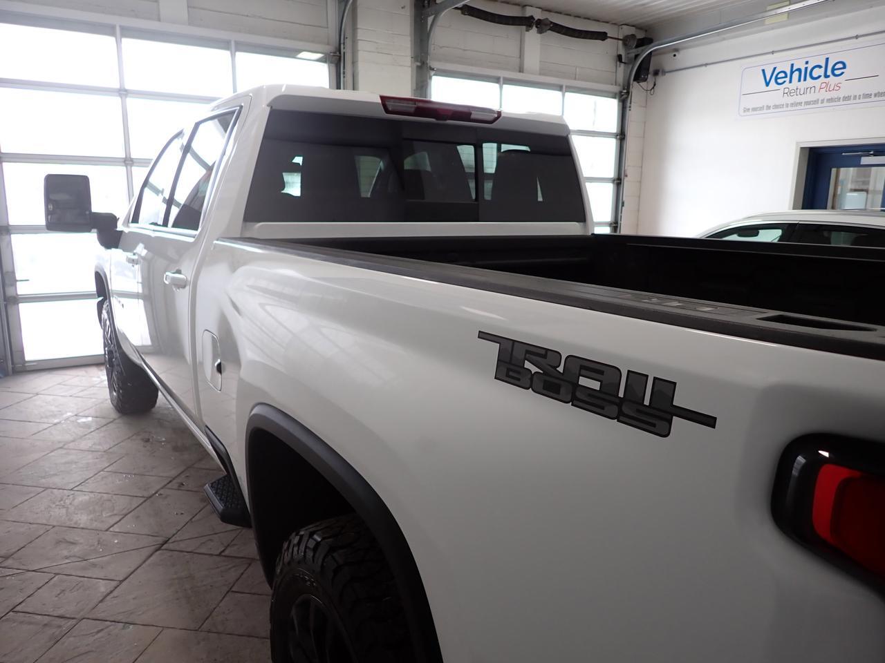 2025 Chevrolet Silverado 3500HD LTZ 4WD CREW CAB LEATHER NAVI  *DIESEL* TRAILBOSS Z71 Listowel ON